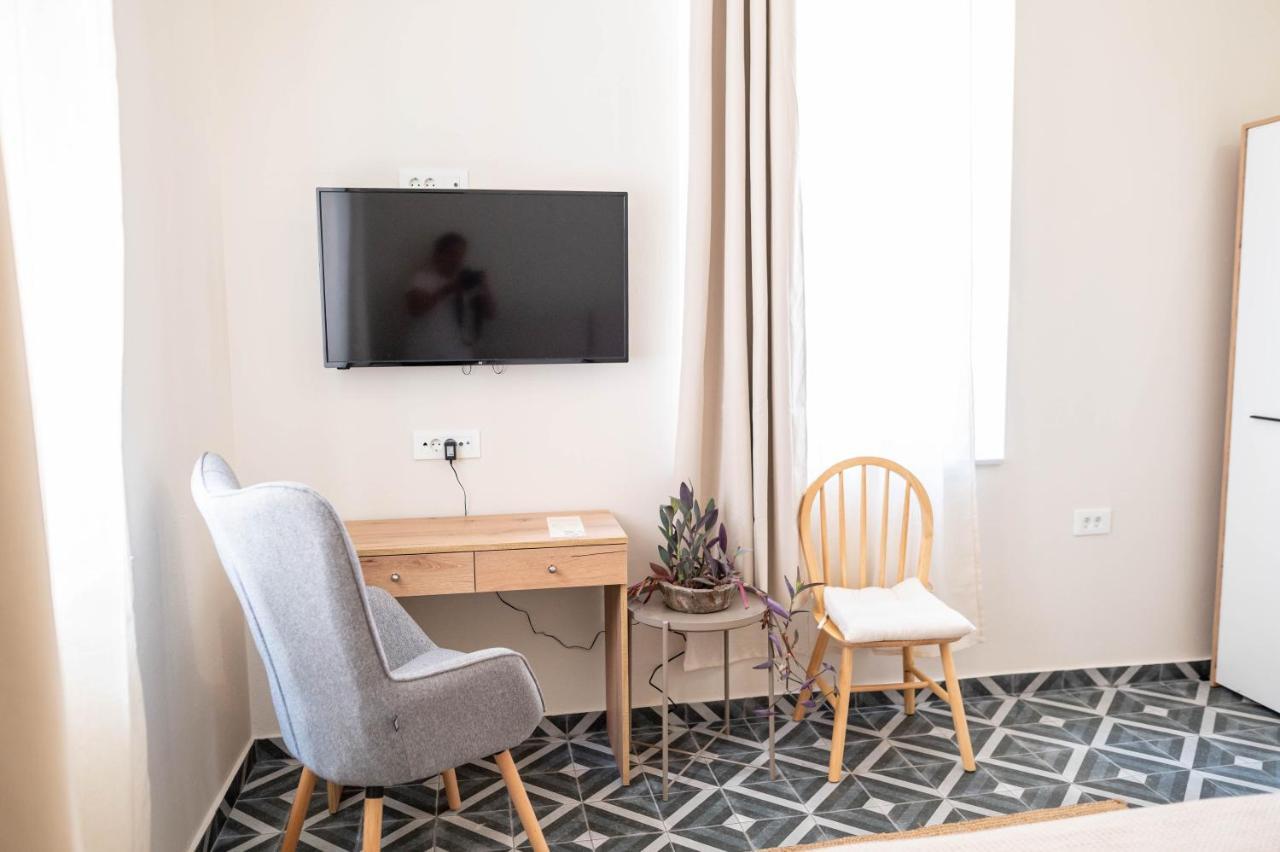 Kosnian City Suites B מראה חיצוני תמונה